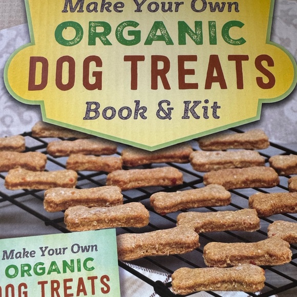 Make Your Own Organic Dog Treats Book & Kit - Picture 3 of 7